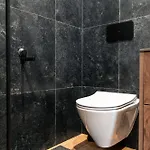 Urban Nest 2 *