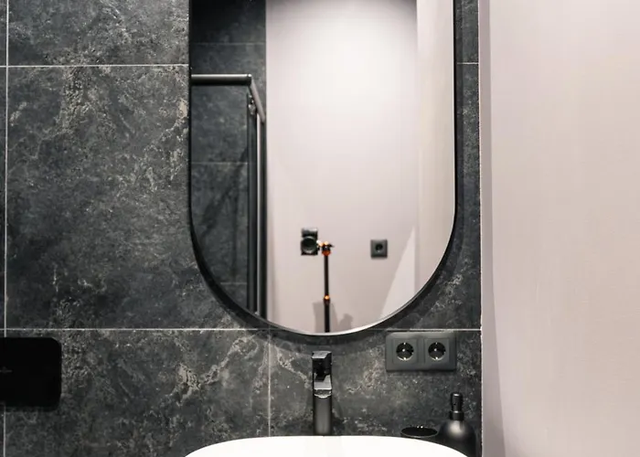 Shafir Center 2 Apartment *